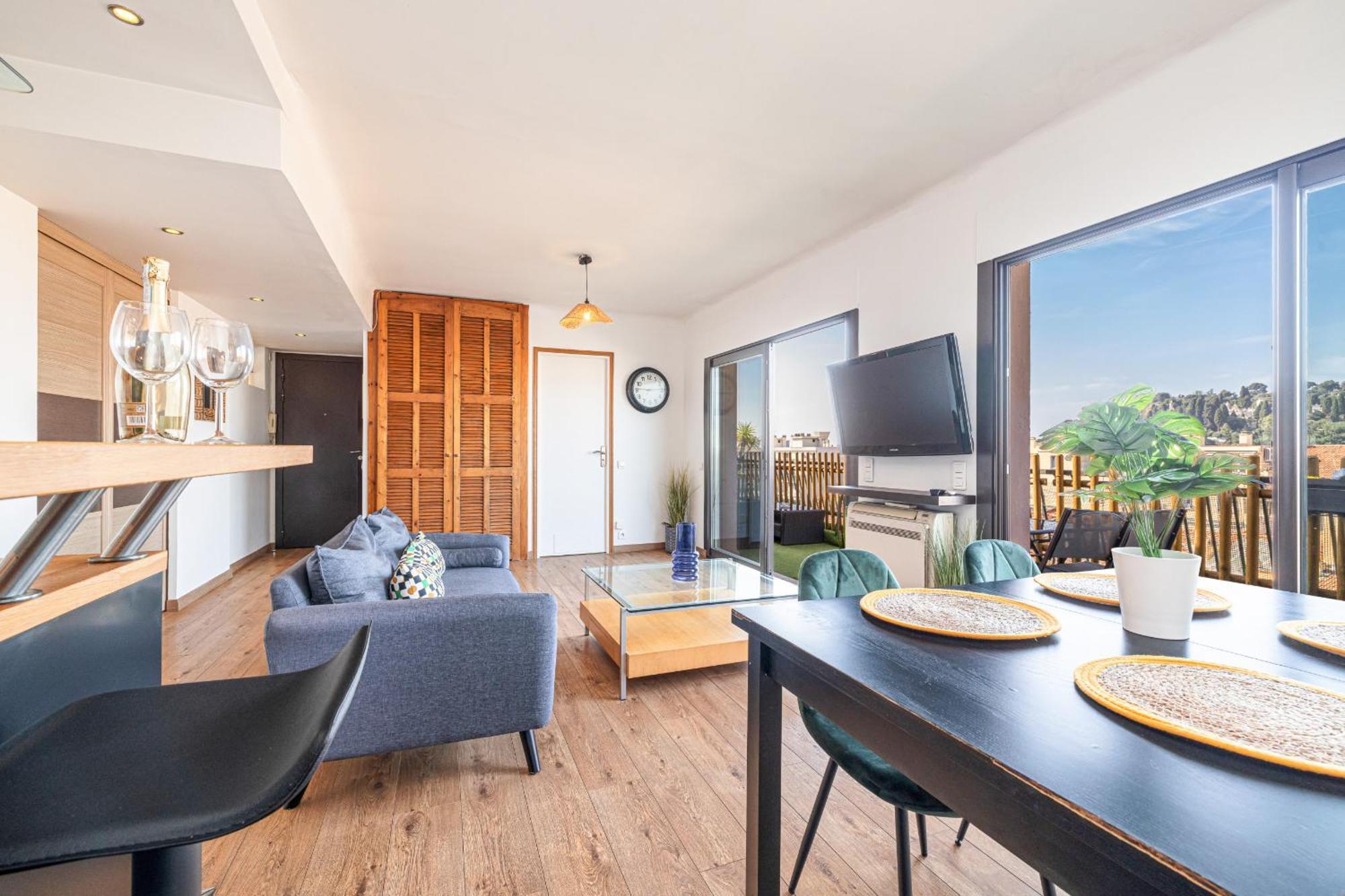 Open Sky Terrace Lage 1 Bdr & Parking Appartamento